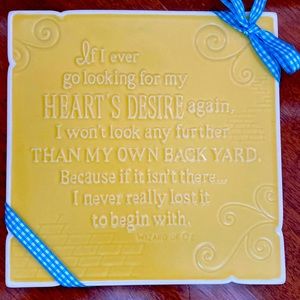 Hallmark Dorothy from Wizard of Oz plaque